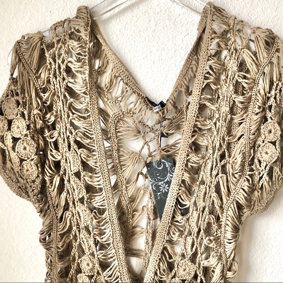 MIRACLE CITY Crochet Top S/M - Picture 5 of 6